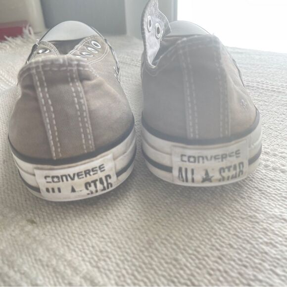 Converse Chuck Taylor All Star Women's Low Top, Seasonal Gray, Size 9 - Picture 3 of 7